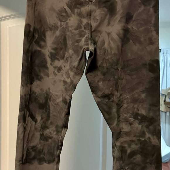 lululemon athletica Align High Rise 28” Leggings Size 10 EUC - Picture 2 of 11